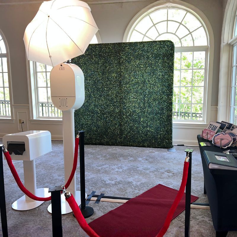 Glam Photobooth Experience