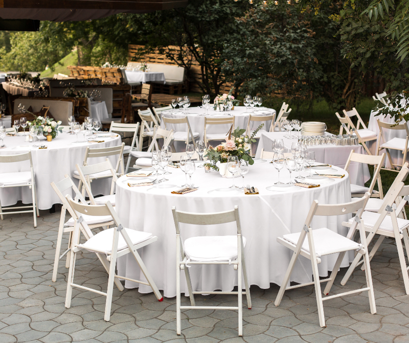 White 6' Banquet Table Linen