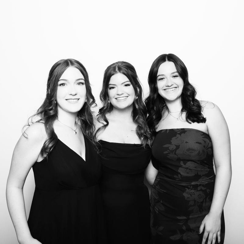 Black & White Glam Experience