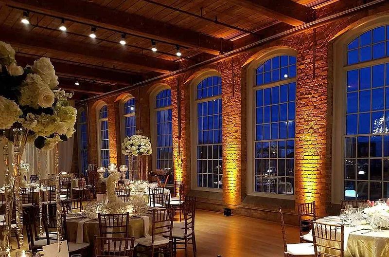 15 Wireless Uplights 