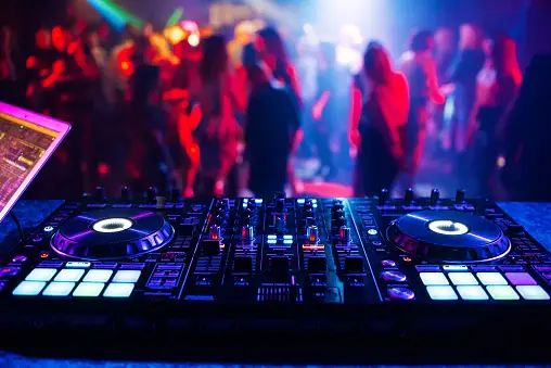 Social DJ Package