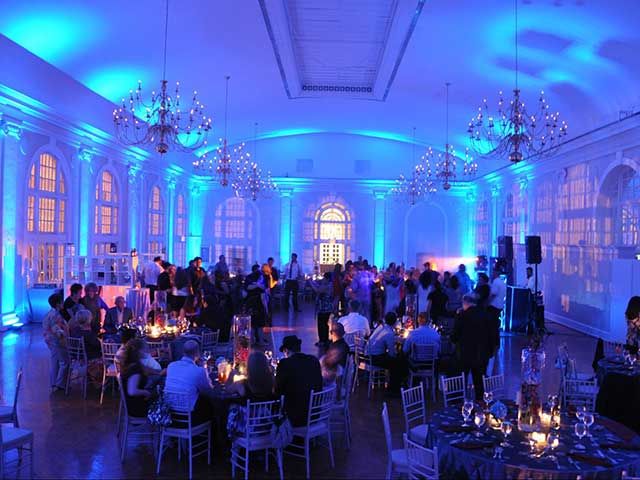 10 Wireless Uplights 