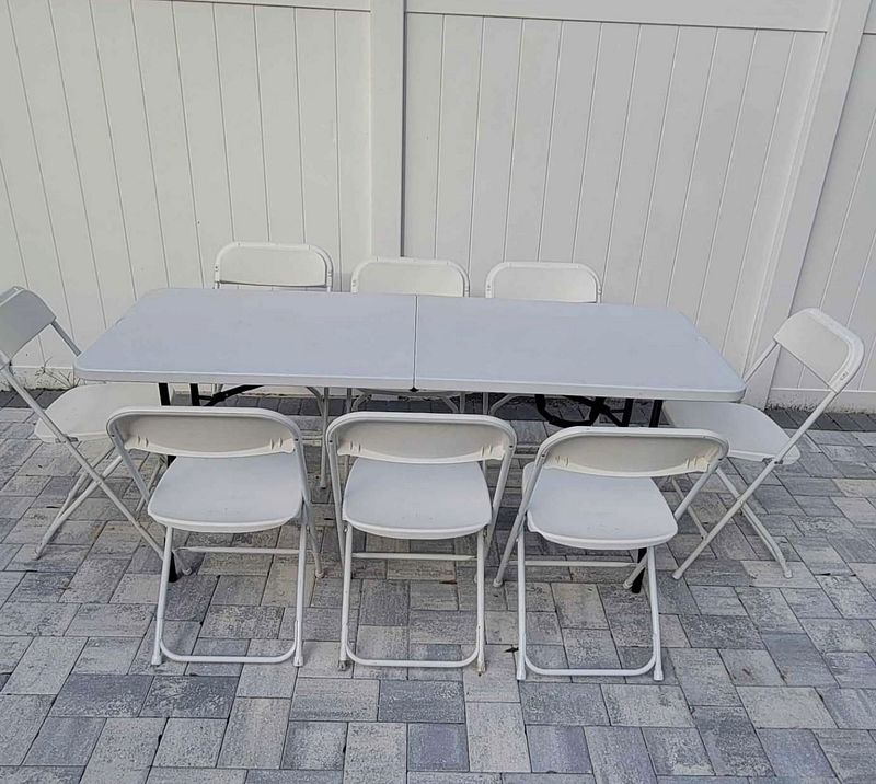 8' Rectangular Tables