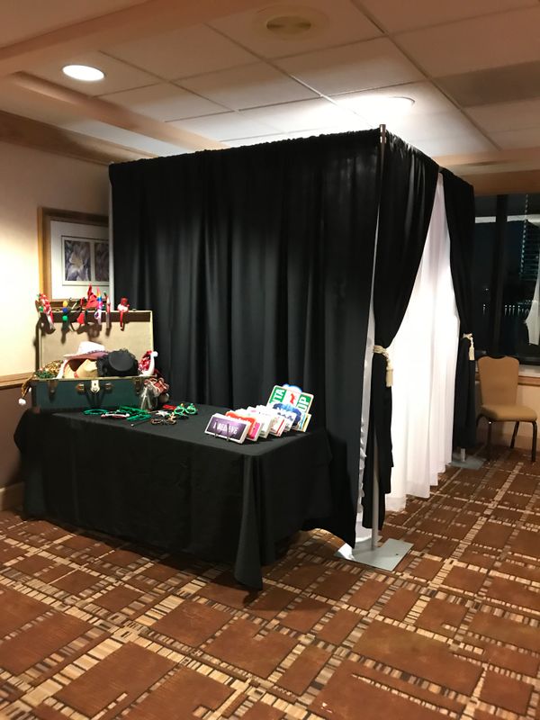 Enclosed Photo Booth Package (with 2x6 inch prints)