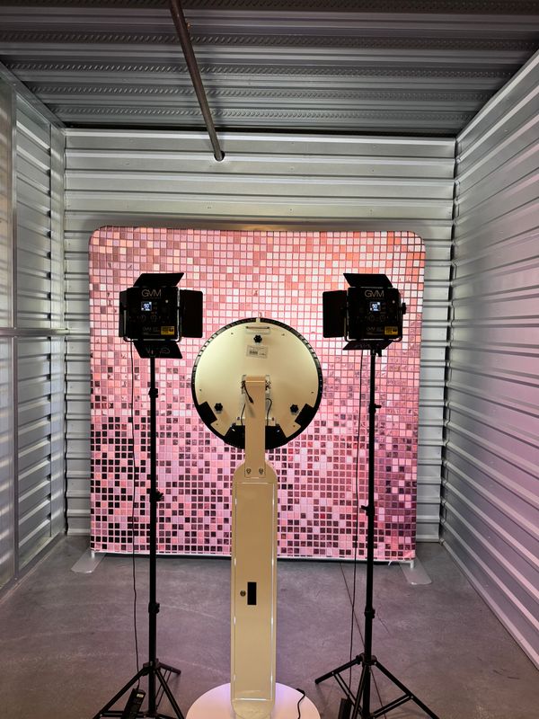 Selfie Booth 4 Hour Rental 