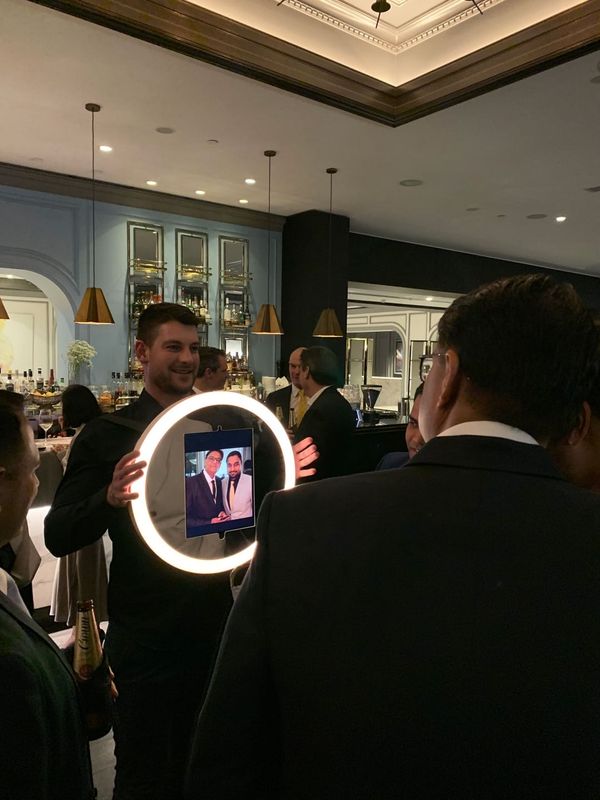 Digital Photo Booth With Director