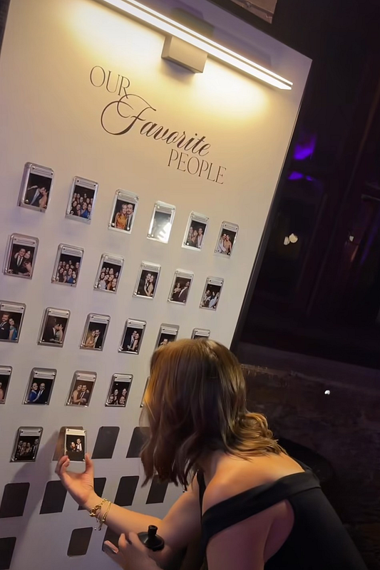 Photo Booth Magnet Experience