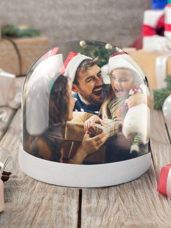 HOLIDAY SNOW GLOBE PACKAGE