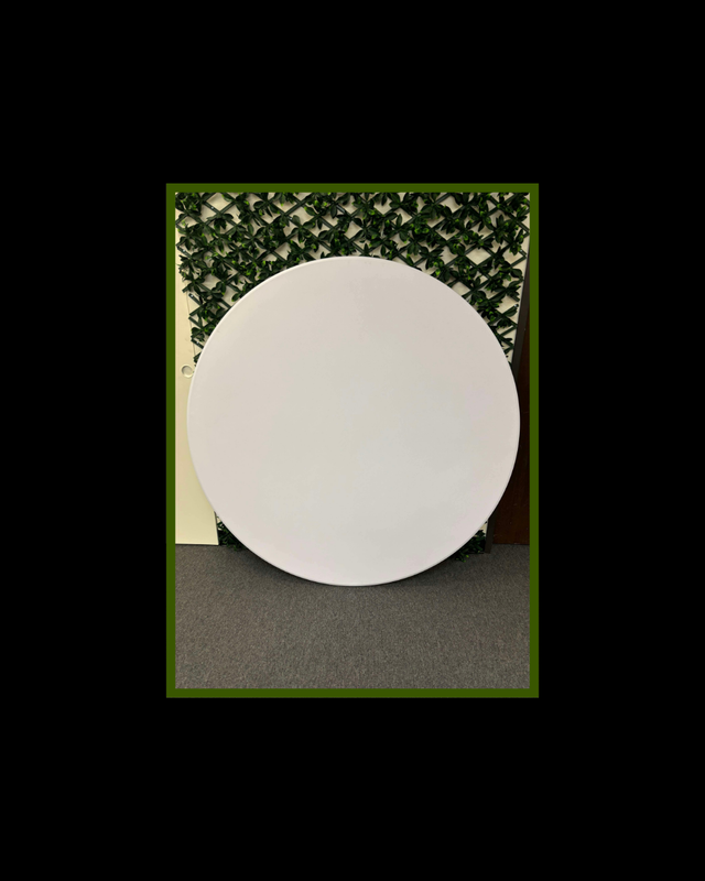 5ft Round table with NO Chairs