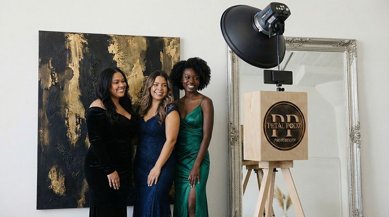 The Social Starter (Up to 4 Hours - Digital Only) 