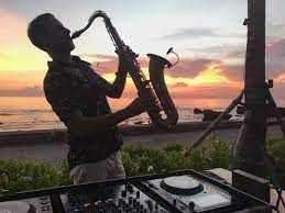 DJ and Sax Package