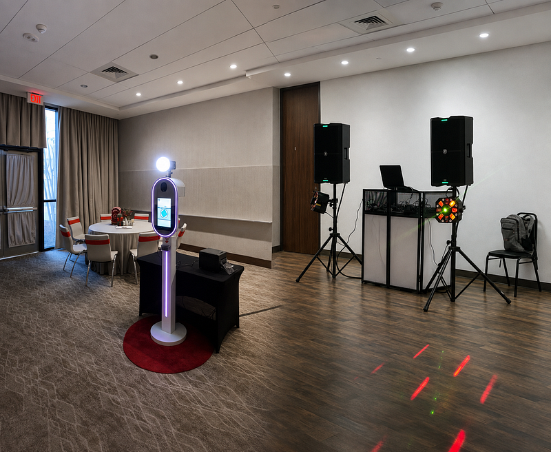 💍 Ultimate Wedding DJ + Digital Photo Booth Package