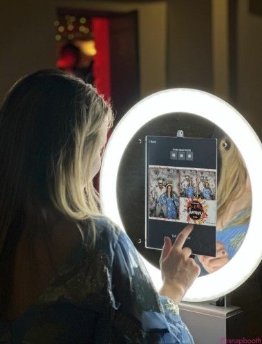 Self-Serve Digital Booth
